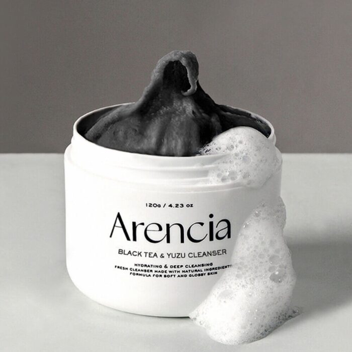 Очищающее средство с чёрным чаем и юдзу Arencia Black Tea & Yuzu Rice Mochi Cleanser