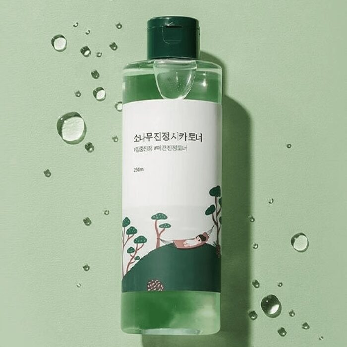Тоник с экстрактами сосны и центеллы для проблемной кожи Round Lab Pine Calming Cica Toner