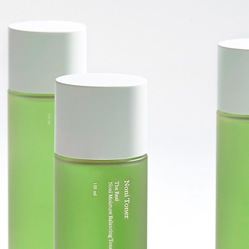 Восстанавливающий тонер с экстрактом нони Celimax The Real Noni Moisture Balancing Toner