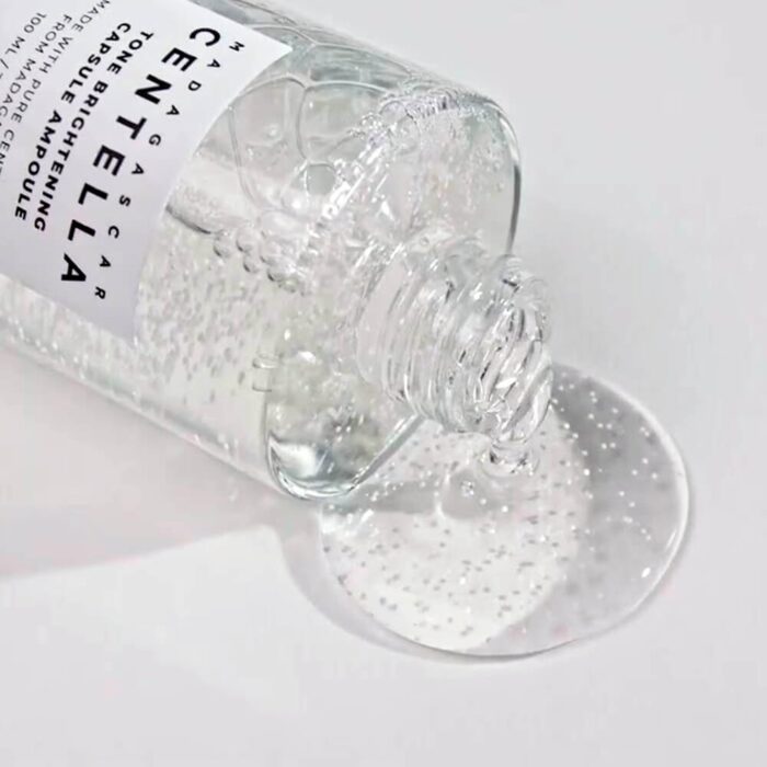Осветляющая капсульная ампула SKIN1004 Madagascar Centella Tone Brightening Capsule Ampoule 30 мл.