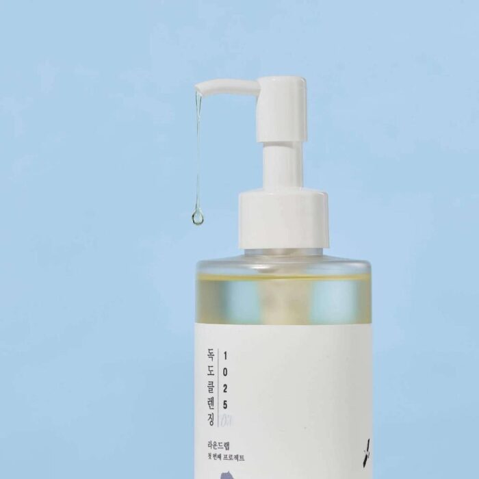 Лёгкое гидрофильное масло с морской водой Round Lab 1025 Dokdo Cleansing Oil