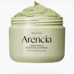 Очищающее средство с зелёным чаем и центеллой Arencia Fresh Green Rice Mochi Cleanser
