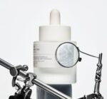 Антивозрастная сыворотка с пептидами и спикулами Skin1004 Lab in Nature Madagascar Centella Matrixyl 10 Boosting Shot Ampoule — изображение 2